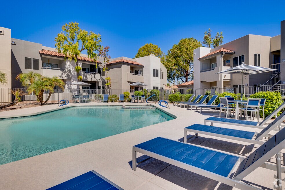 Alcove at the Islands 1300 W Warner Rd, Gilbert, AZ