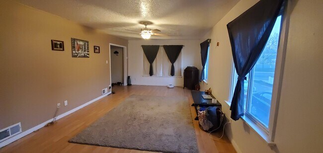 990 S 500 W unit 990S500E, Provo, UT 84601 - photo 2