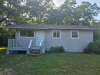 370 W Railroad Ave S, Crystal Springs, MS 39059