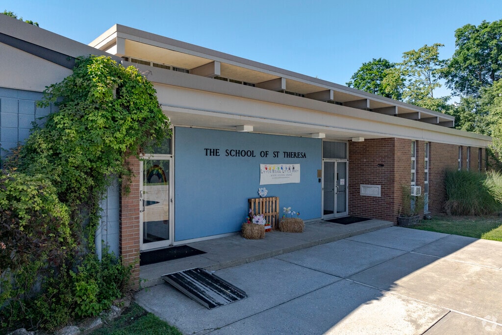 St. Theresa School is located at 300 Dalmeny Road in Briarcliff Manor, NY.