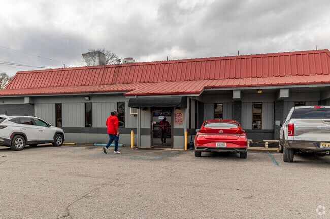 If you're looking for fired catfish in Burgeen Gin, Catfish Cabin is your place.