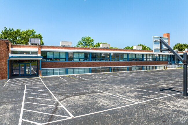 Lakewood Elementary School welcomes new and returning students every year.