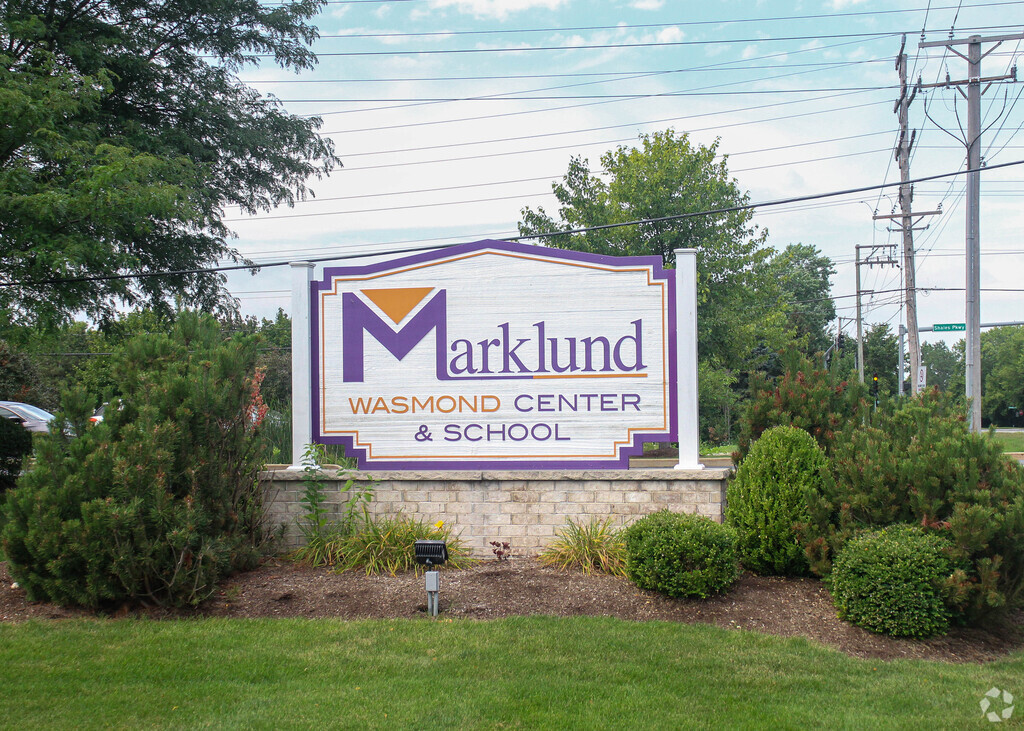 Marklund Wasmond Center provides private education in the neighborhood of 
Bluff City