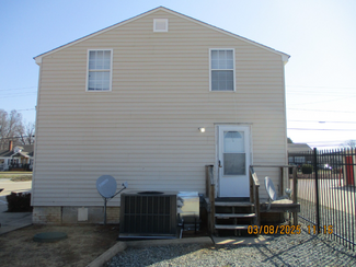 1907 Maple Ave, Burlington, NC 27215