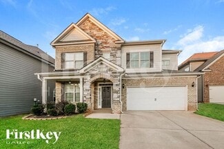 520 Palm Springs Cir, Fairburn, GA 30213