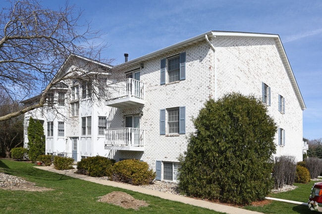 3 Stortz Drive, Bloomington, IL 61701 - photo 6