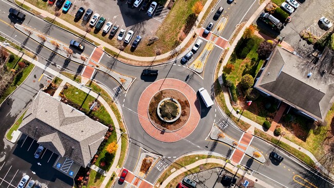 Glastonbury Center_1026264_101025_sw_FINAL