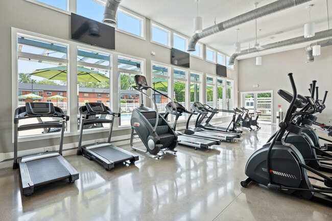 Centlivre, Fort Wayne, IN 46805 - photo 6