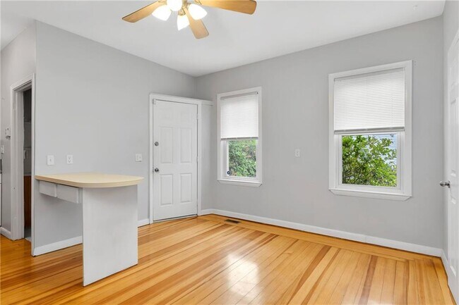 72 Courtland St unit 1, Providence, RI 02909 - photo 3