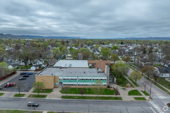 Mt. Calvary-Grace Lutheran School serves grades K-8.