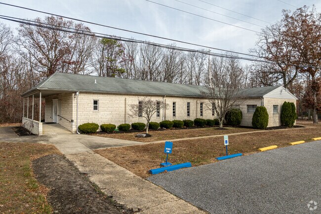 The Grant A.M.E. Church was a historic church at 4th and Washington Street in Chesilhurst.