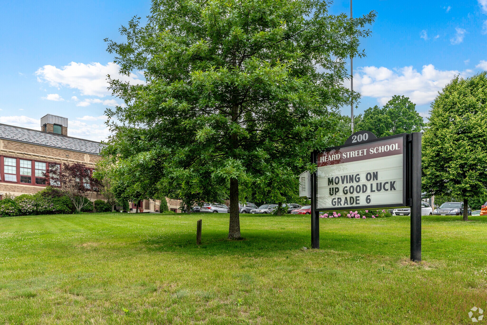Heard Street Discovery Academy in Hadwen Park.