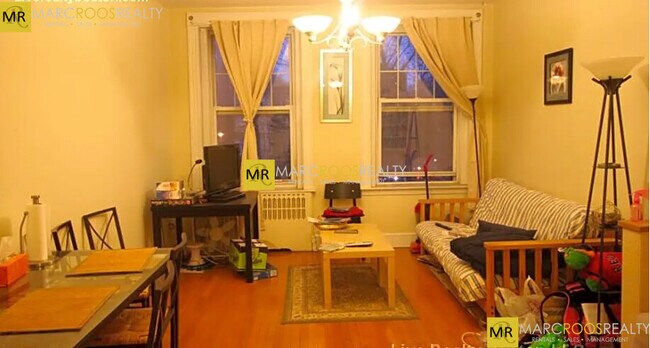 1087 Beacon St unit 6, Brookline, MA 02446 - photo 3