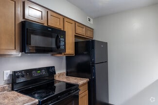 1336 Camp Hill Way, Dayton, OH 45449