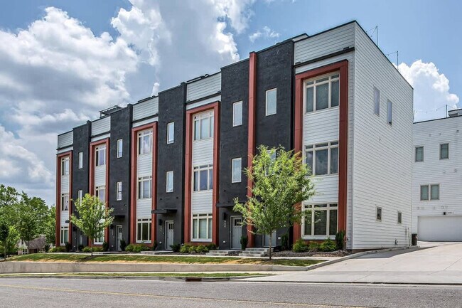 968 Youngs Ln unit ID1051746P, Nashville, TN 37207 - photo 2