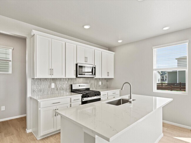 4704 Sugarcane St, Johnstown, CO 80534 - photo 4