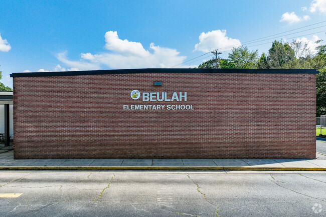 Beulah Elementary School's student-teacher ratio is 12, which is better than similar schools.