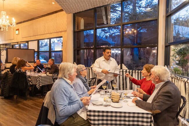 Reve Bistro in Trails is a Michelin Star restaurant in the downtown area.