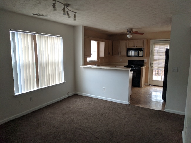 2355 Wellington Cir, Lithonia, GA 30058 - photo 7