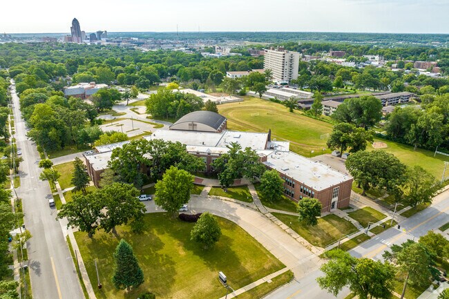 Callanan Middle School is just minutes from Downtown Des Moines.