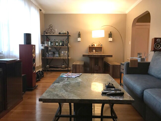 22 Fairbanks St unit 2, Brookline, MA 02446 - photo 5