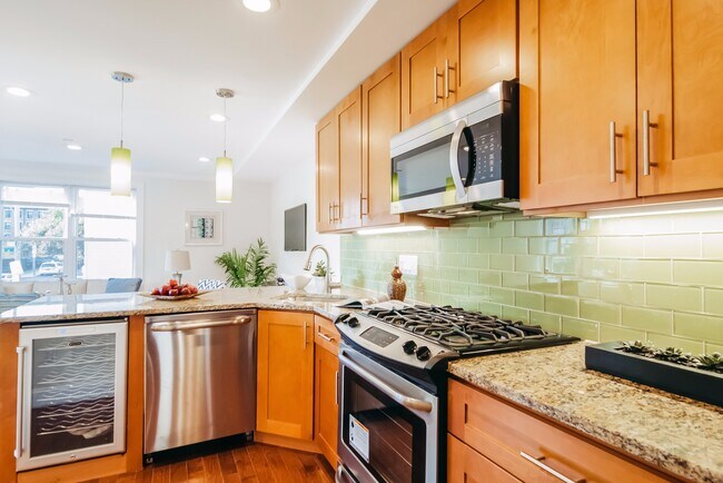 106 Maverick St unit 1, East Boston, MA 02128 - photo 4