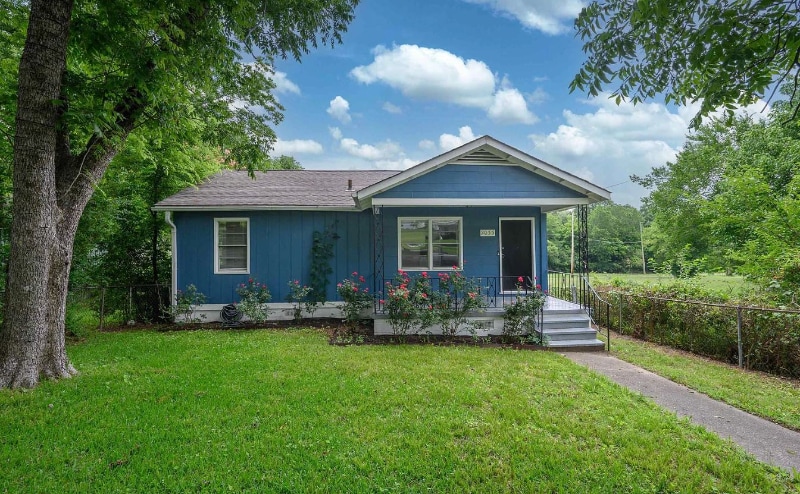 2033 E Lake Blvd, Birmingham, AL 35217 - photo 1