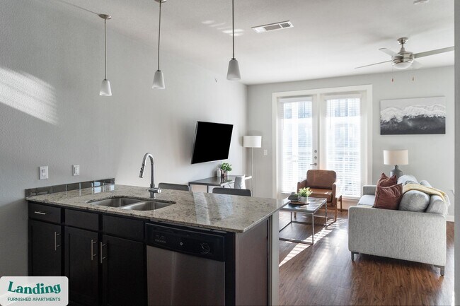 4300 Cromwell Dr unit 5203, Kyle, TX 78640 - photo 6