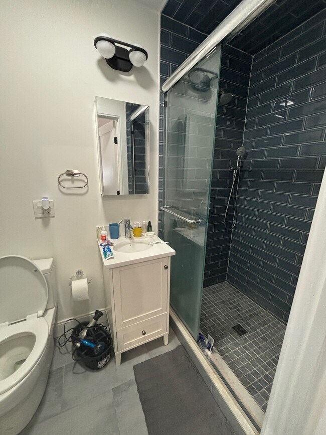 11 Pomeroy St unit 11 Pomeroy, 11,, Allston, MA 02134 - photo 5