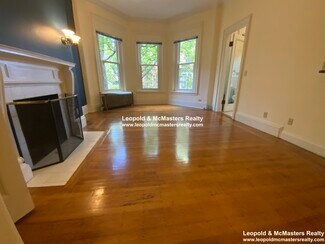 379 Commonwealth Ave, Boston, MA 02115