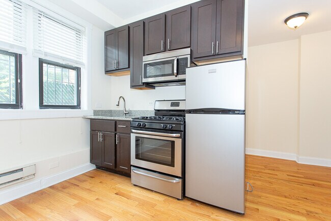 4738 N Hermitage Ave unit J03P, Chicago, IL 60640 - photo 4