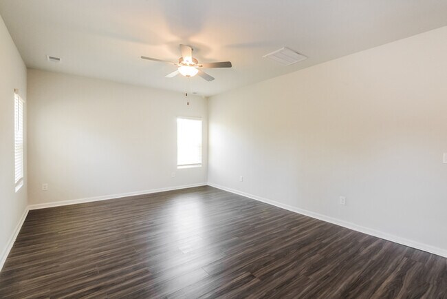 251 Dorian Lp, Myrtle Beach, SC 29588 - photo 7