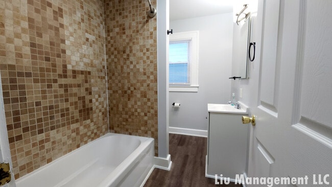 1029 N Holmes Ave, Indianapolis, IN 46222 - photo 7