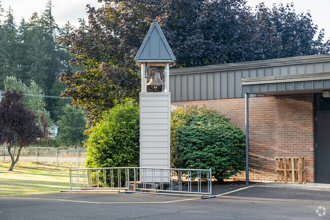 North Albany Elementary School is part of the Greater Albany Public Schools District.