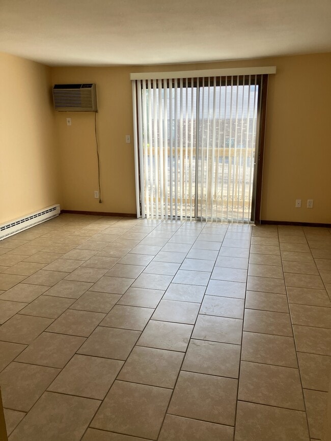 370 Villabrook Dr Unit 2, Bourbonnais, IL 60914