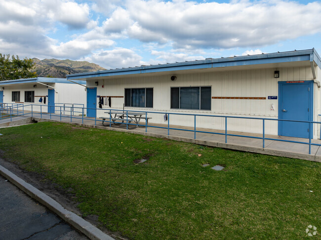 Sellers Elementary School serves grades Kindergarten to fifth grade.