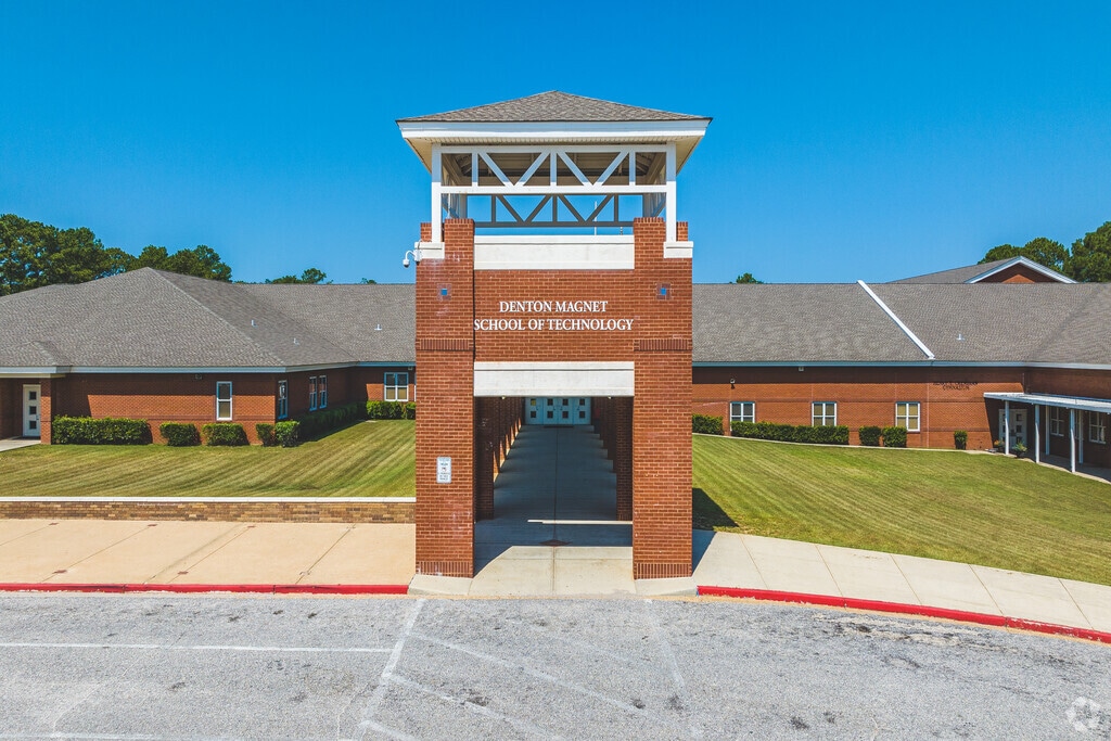 Denton Magnet School of Technology-Entrance