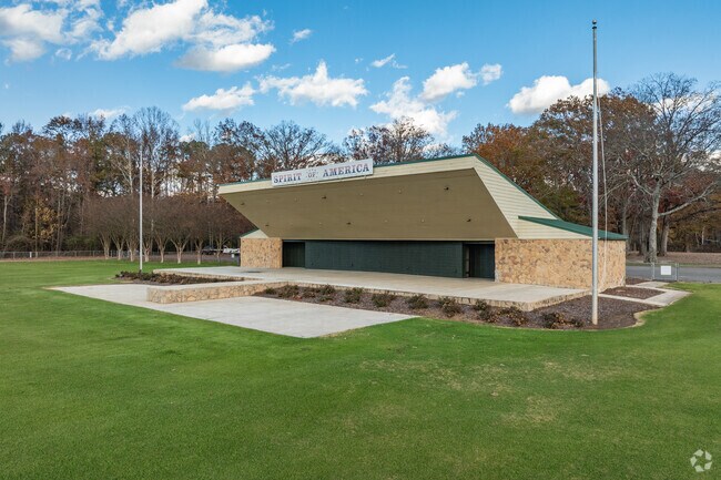 Point Mallard Park features a performance space.