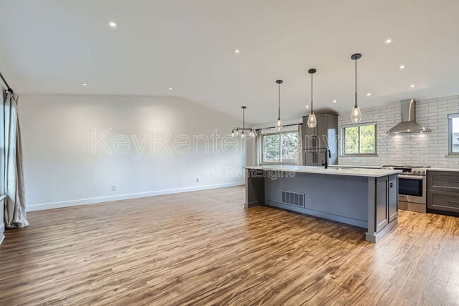 5802 Queen St, Arvada, CO 80004 - photo 6