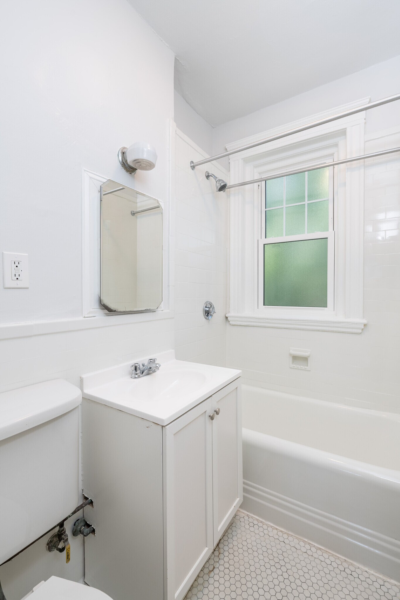 18 A Forest St unit 43, Cambridge, MA 02140 - photo 1