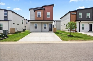 1061 Kentucky Ave, Bentonville, AR 72713