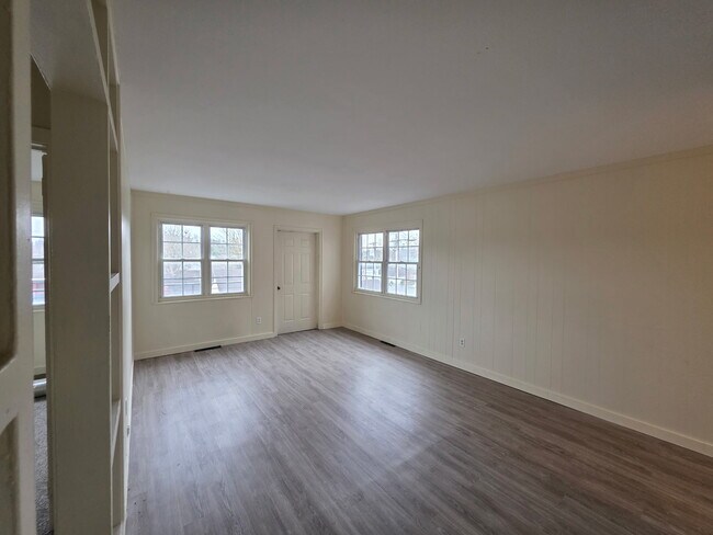 64 Albany St unit 2, Cazenovia, NY 13035 - photo 6