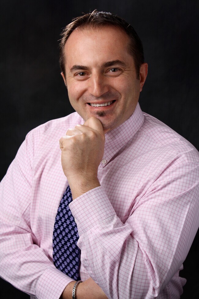 Agent Photo