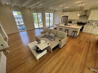 60 Cameron St, Brookline, MA 02445