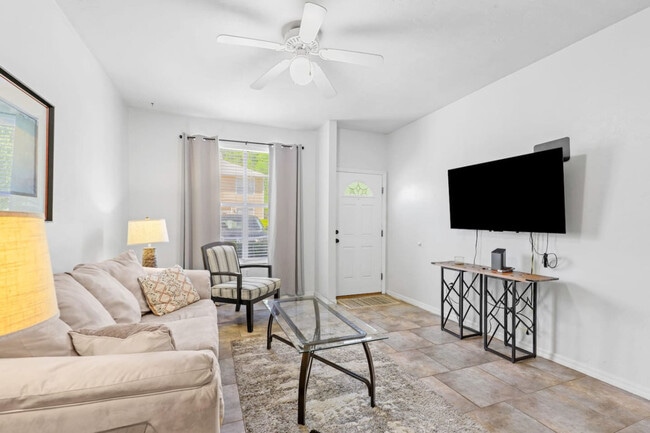 4415 SW 34th St unit ID1359127P, Gainesville, FL 32608 - photo 3