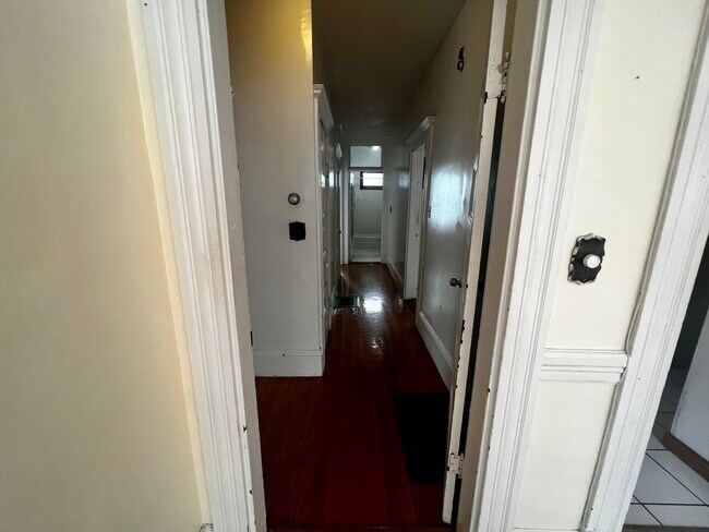 63 Sycamore St unit 1, Somerville, MA 02145 - photo 7