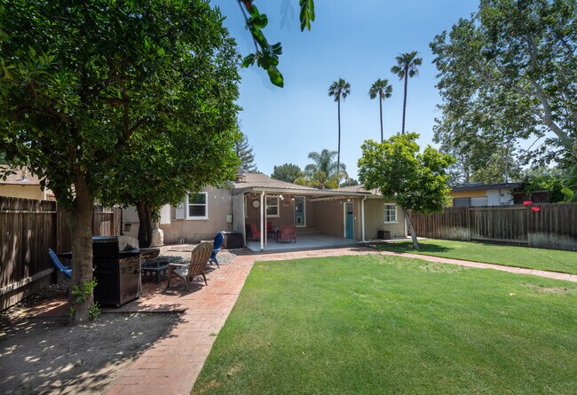 5865 Vesper Ave, Van Nuys, CA 91411 - photo 3