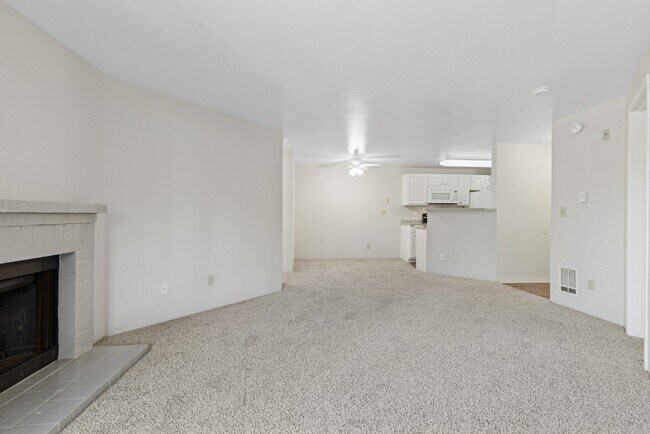 Cascadia Pointe, Everett, WA 98204 - photo 7