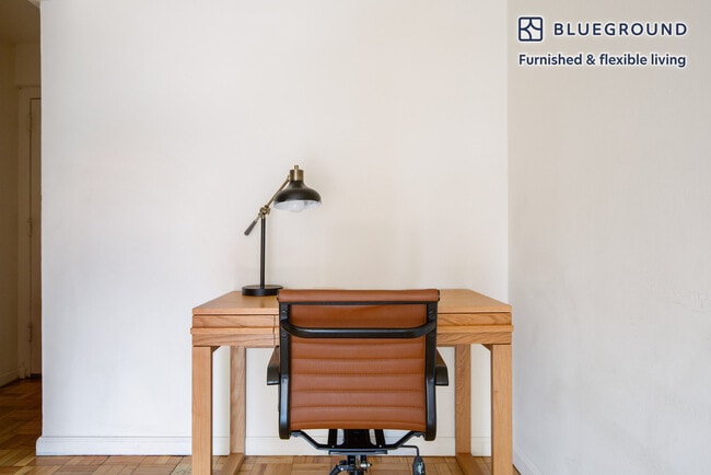 300 E 51st St unit FL9-ID531, New York, NY 10022 - photo 3