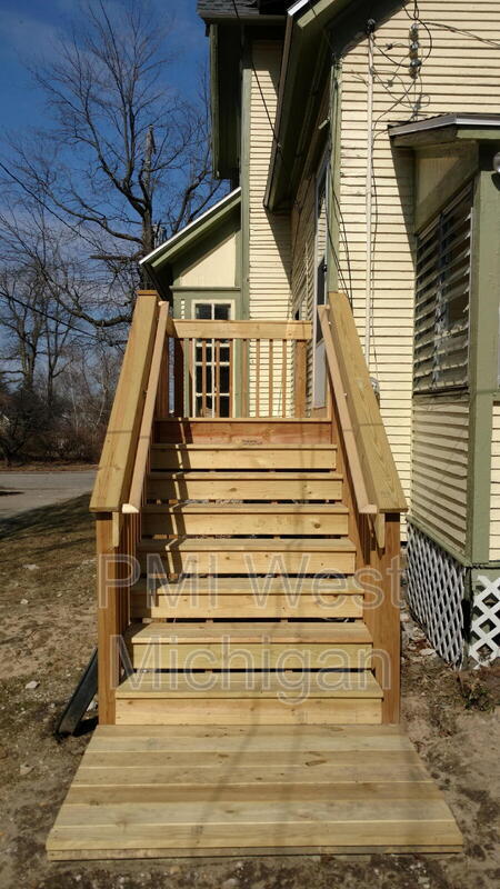 448 Thomas St SE, Grand Rapids, MI 49503 - photo 2